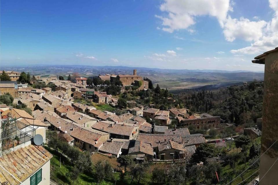 Historic Center Apartment With Private Garage Montalcino Exteriér fotografie